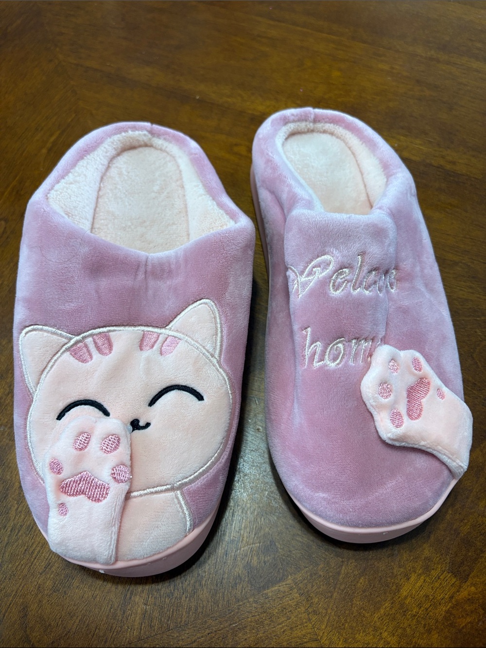 Pink Cat Paw Plush Slippers - Cozy Home